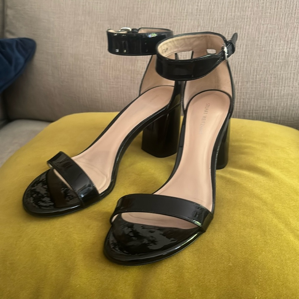 Stuart Weitzman block heel 7.5